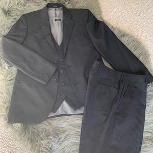 J. Ferrar 3pc Men’s Suit - Black w/ pinstriping